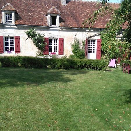Le Vol Du Papillon Hotel Treigny Luaran gambar