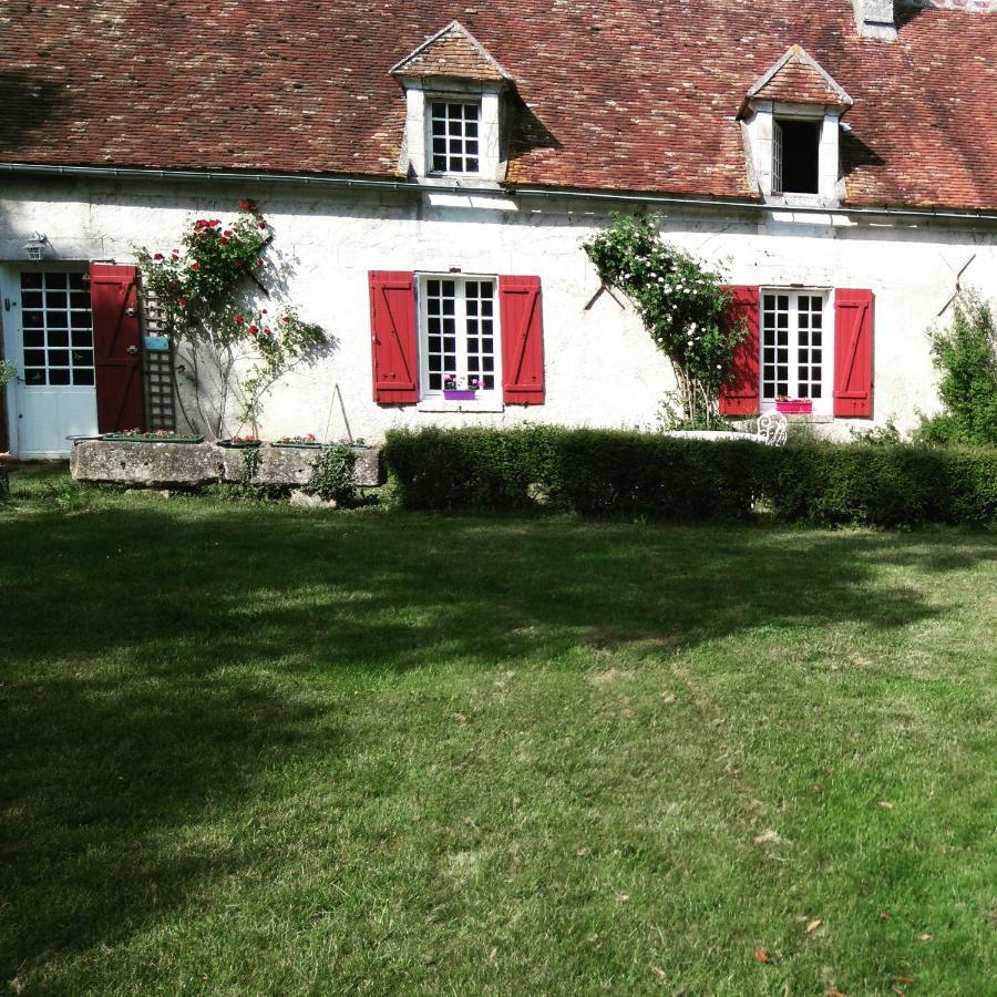 Le Vol Du Papillon Hotel Treigny Luaran gambar