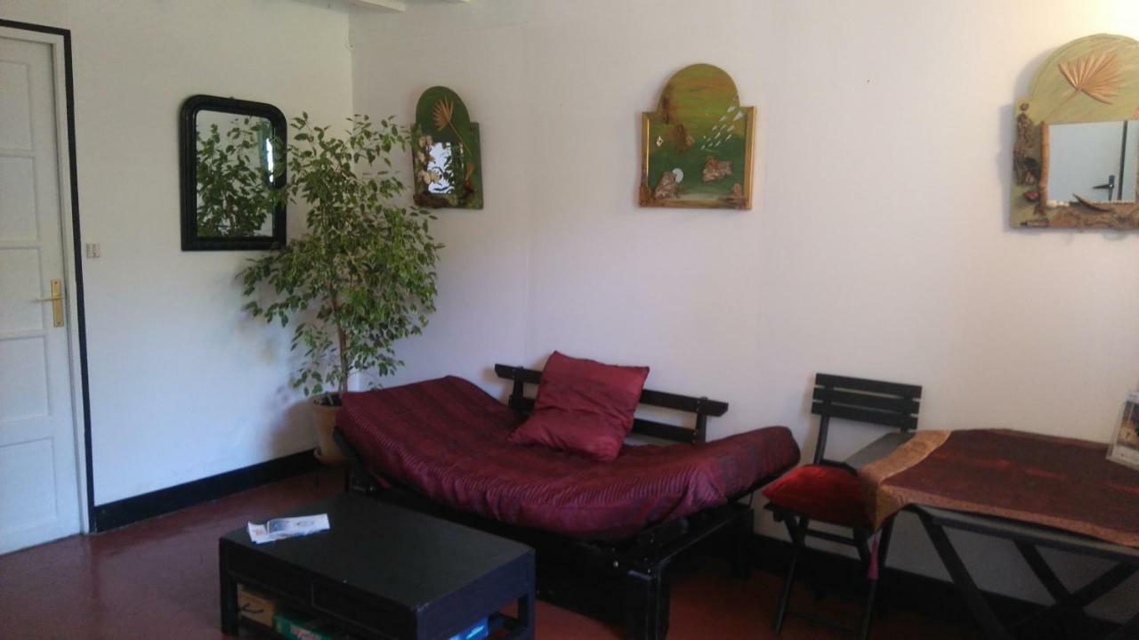 Le Vol Du Papillon Hotel Treigny Luaran gambar